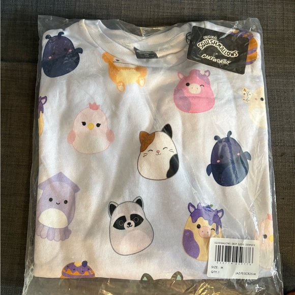 Squishmallows Sweaters - Cakeworthy x squishmallows crew neck all over print sweater medium